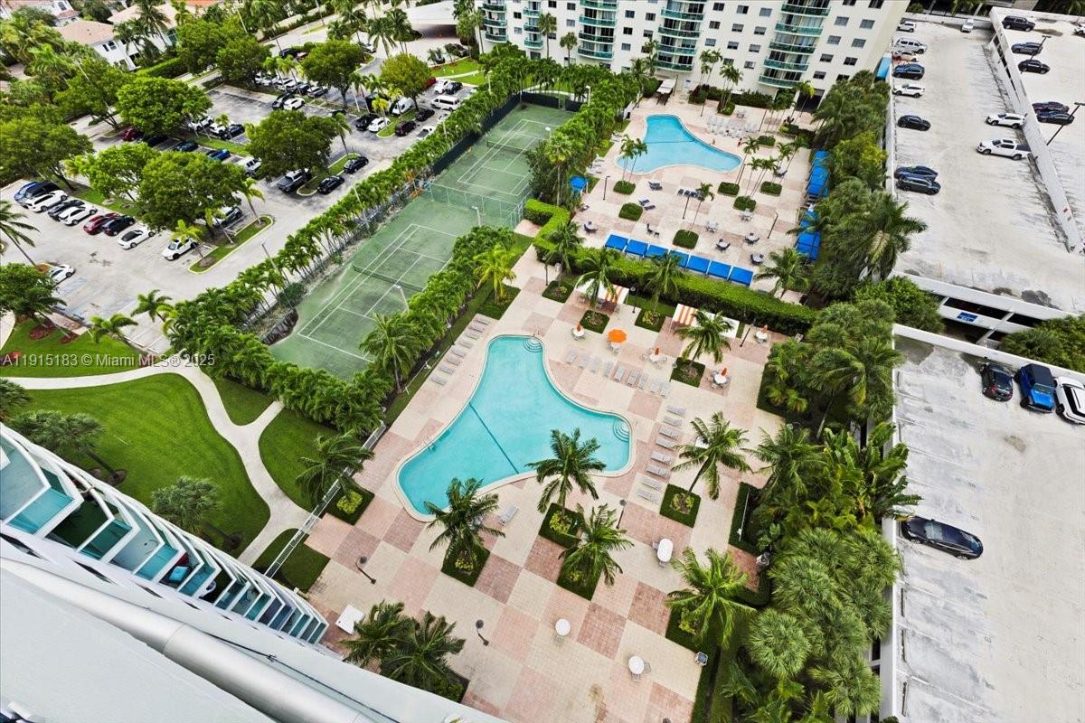 OCEANVIEW BUILDING B COND - Residential Lease