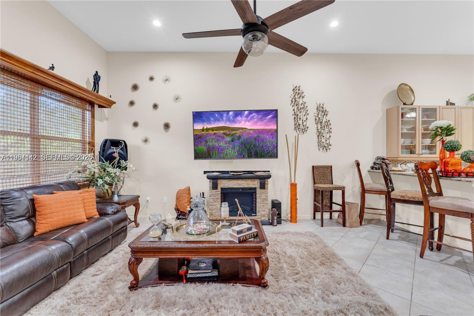 TIVOLI RESERVE - Residential