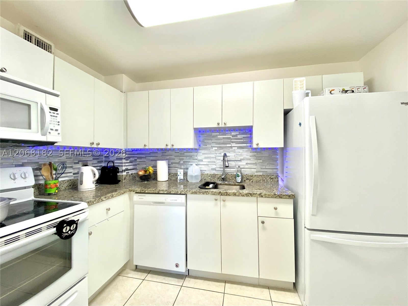 401 Golden Isles Dr 505