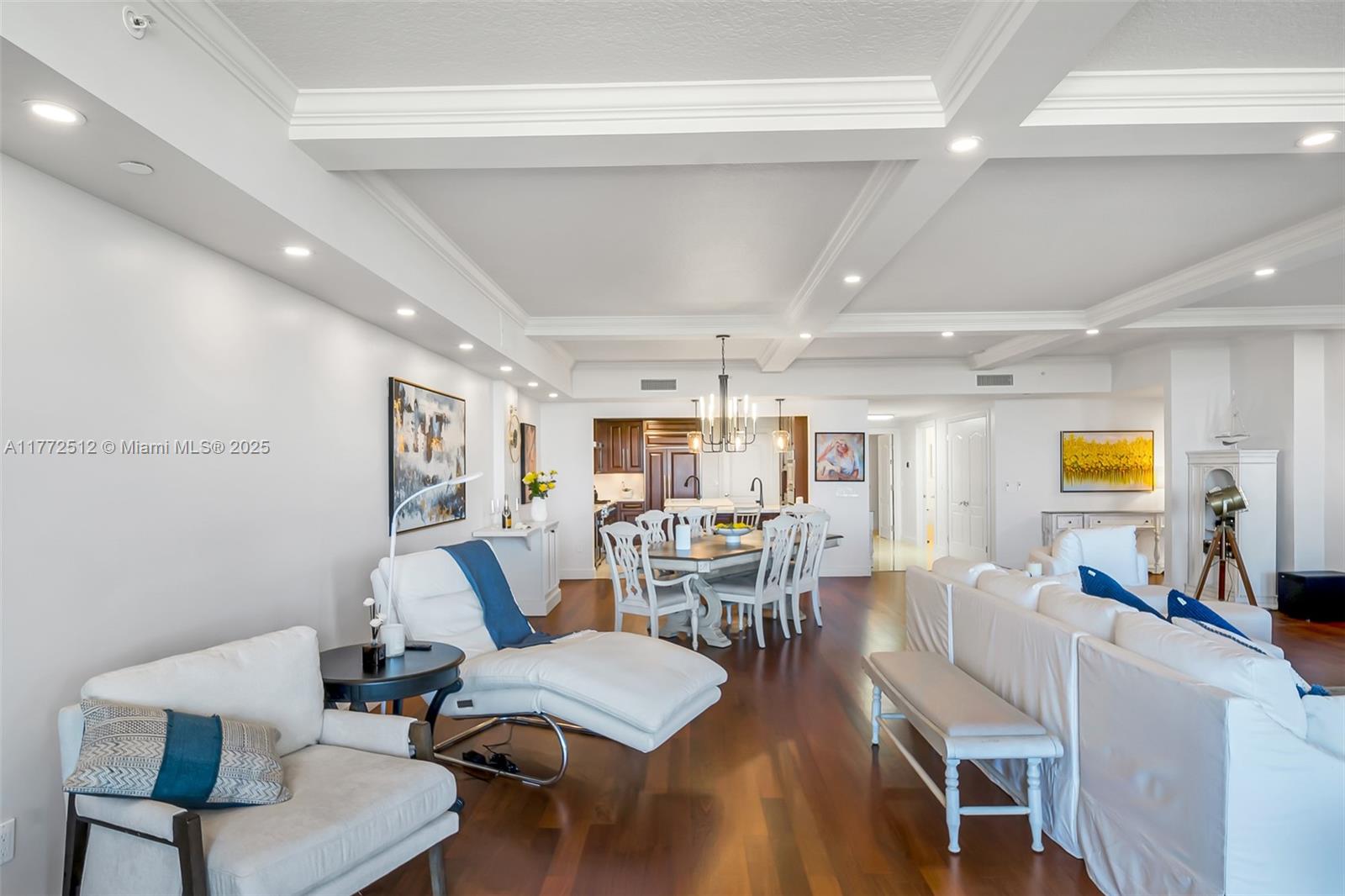VILLAS OF POSITANO CONDO - Residential