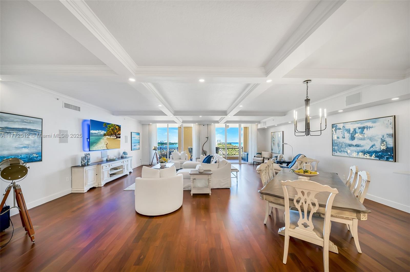 VILLAS OF POSITANO CONDO - Residential
