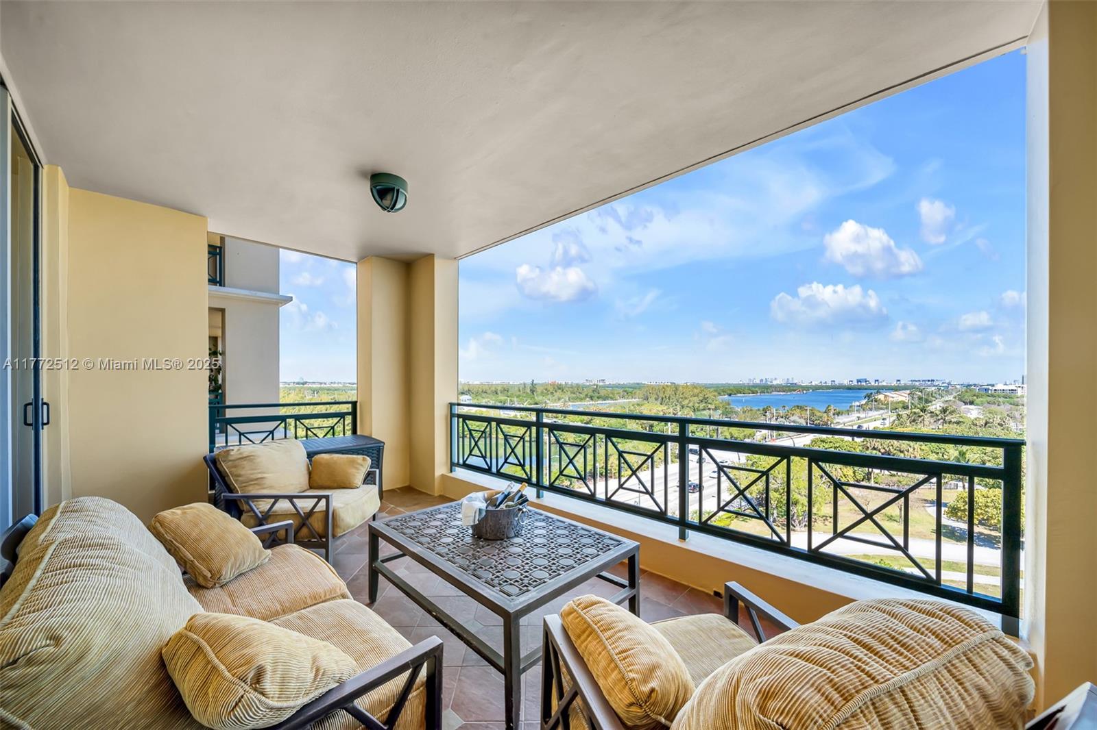 VILLAS OF POSITANO CONDO - Residential