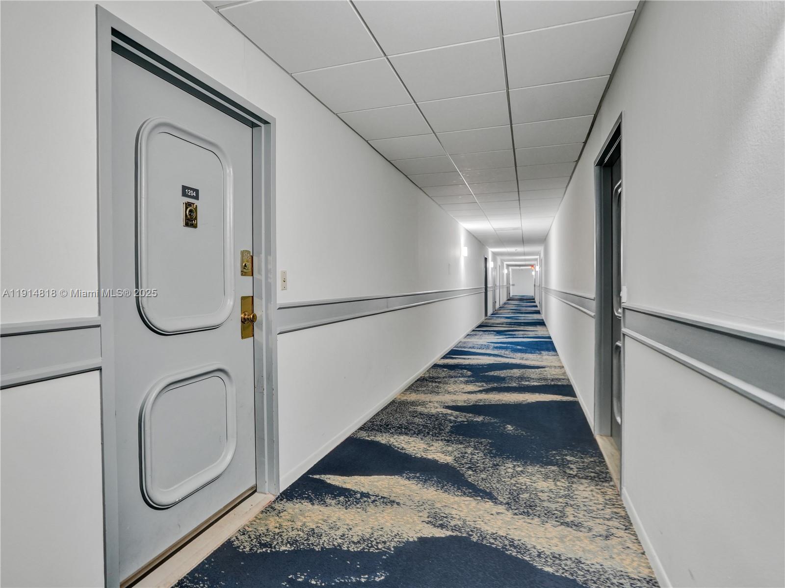 HILLCREST EAST NO 25 COND - Residential