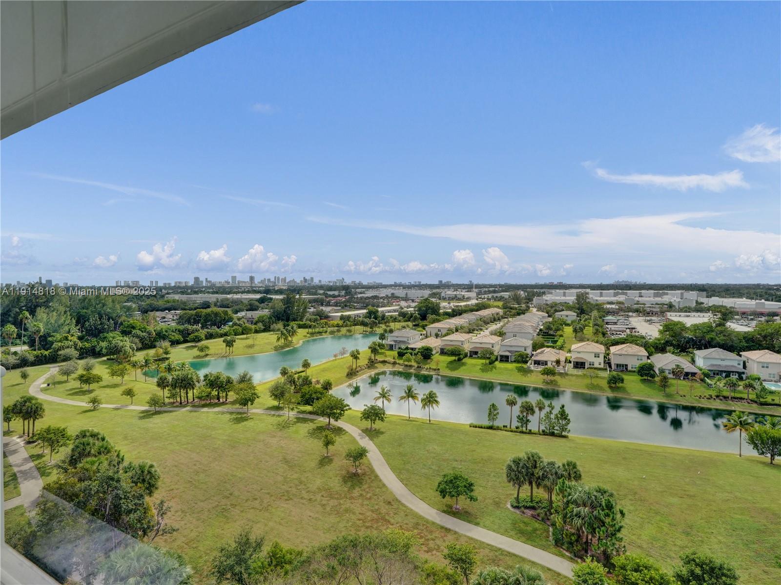 HILLCREST EAST NO 25 COND - Residential