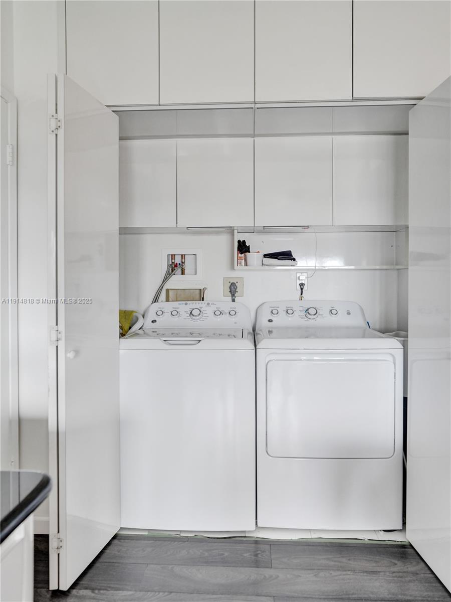 HILLCREST EAST NO 25 COND - Residential