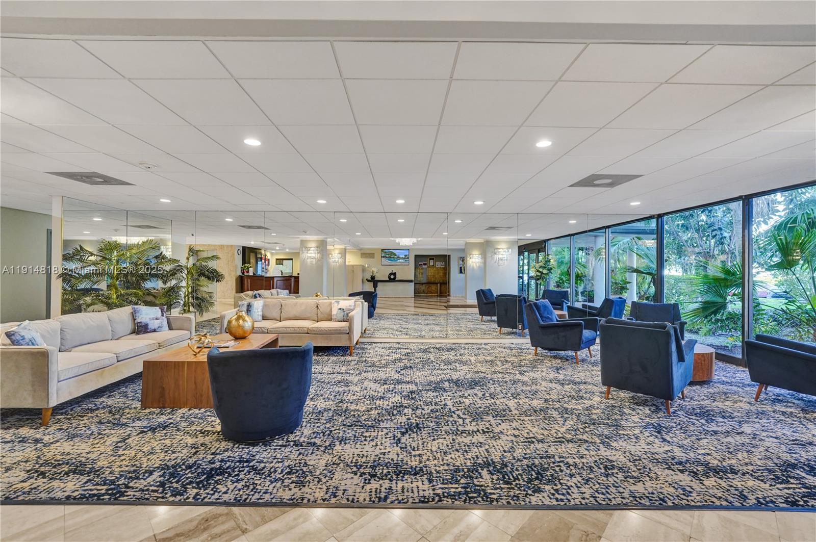 HILLCREST EAST NO 25 COND - Residential