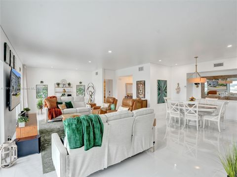 Photo of 3800 Hillcrest Dr #1204, Hollywood, FL 33021 (MLS # A11914818)