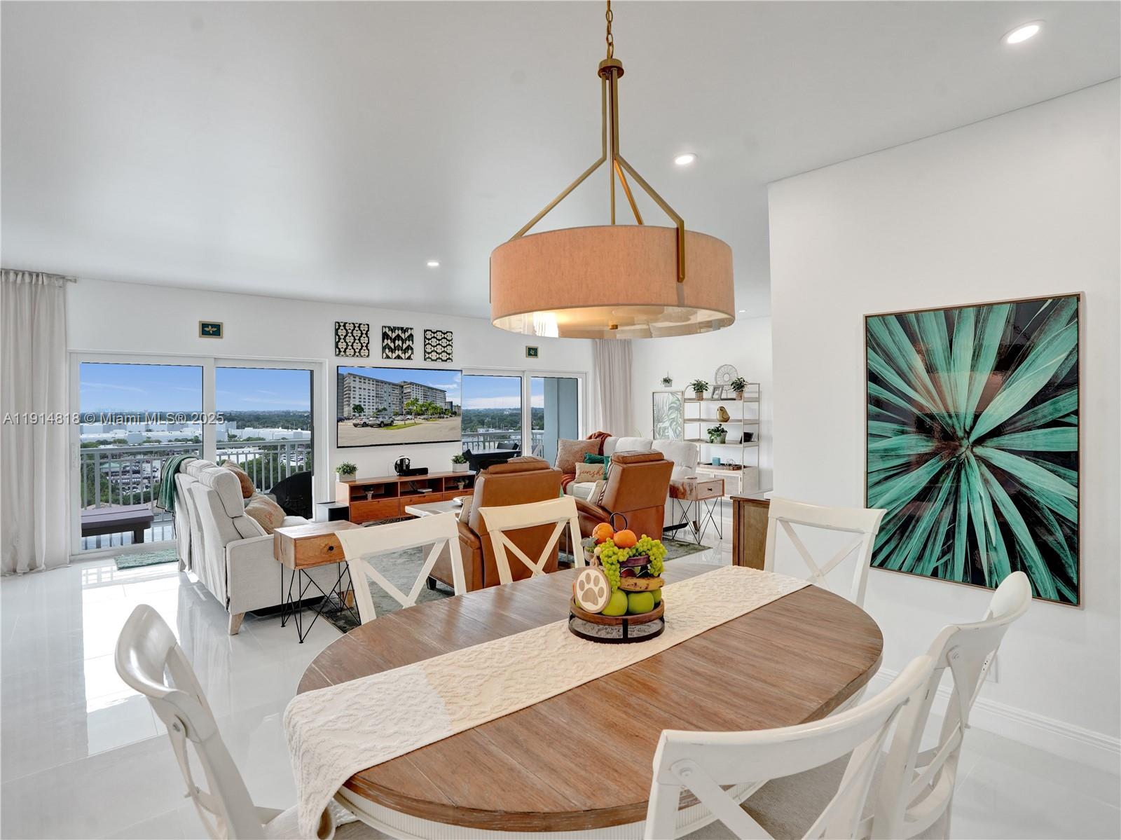 HILLCREST EAST NO 25 COND - Residential