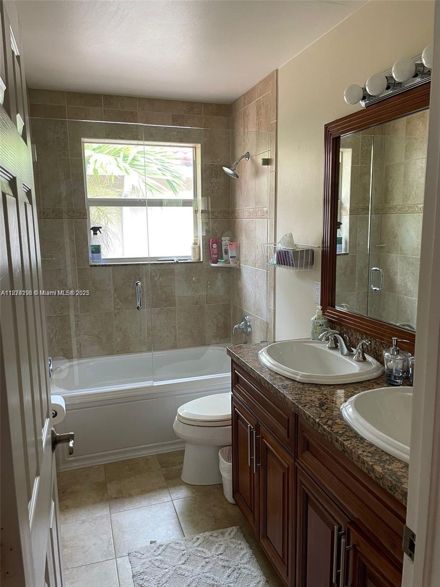 WESTLAKE VILLAGE PLAT - Residential