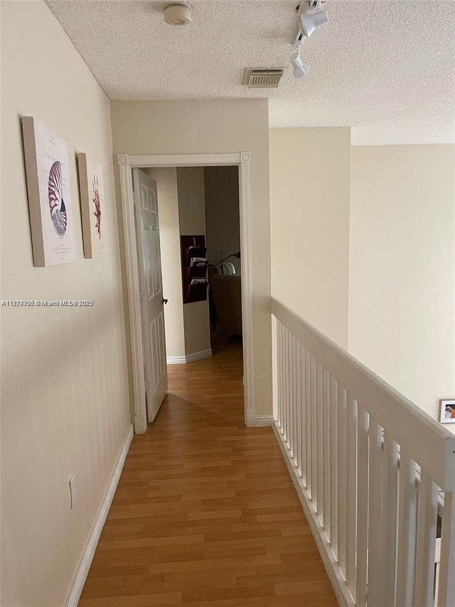 WESTLAKE VILLAGE PLAT - Residential