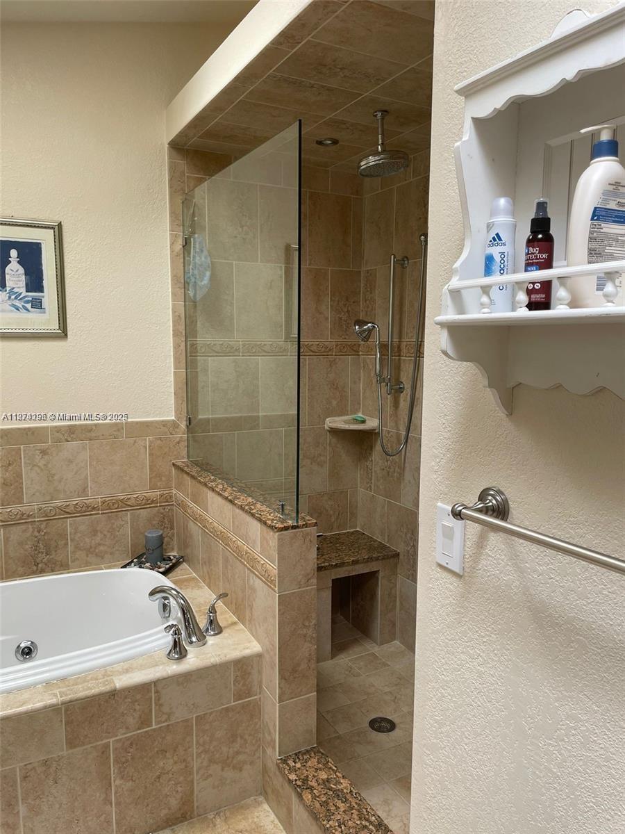 WESTLAKE VILLAGE PLAT - Residential