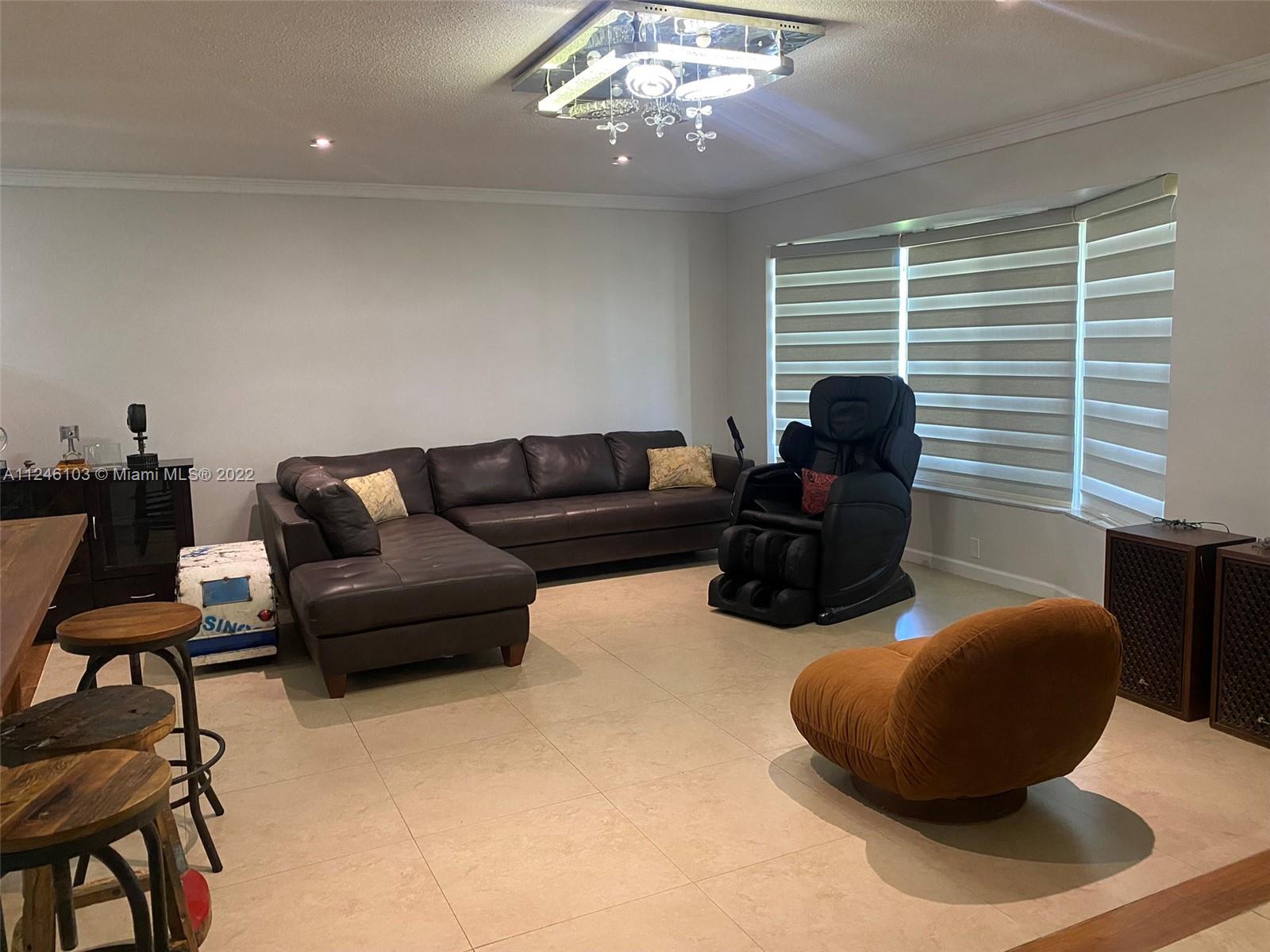 HOLLYWOOD HILLS AMEN PLAT - Residential