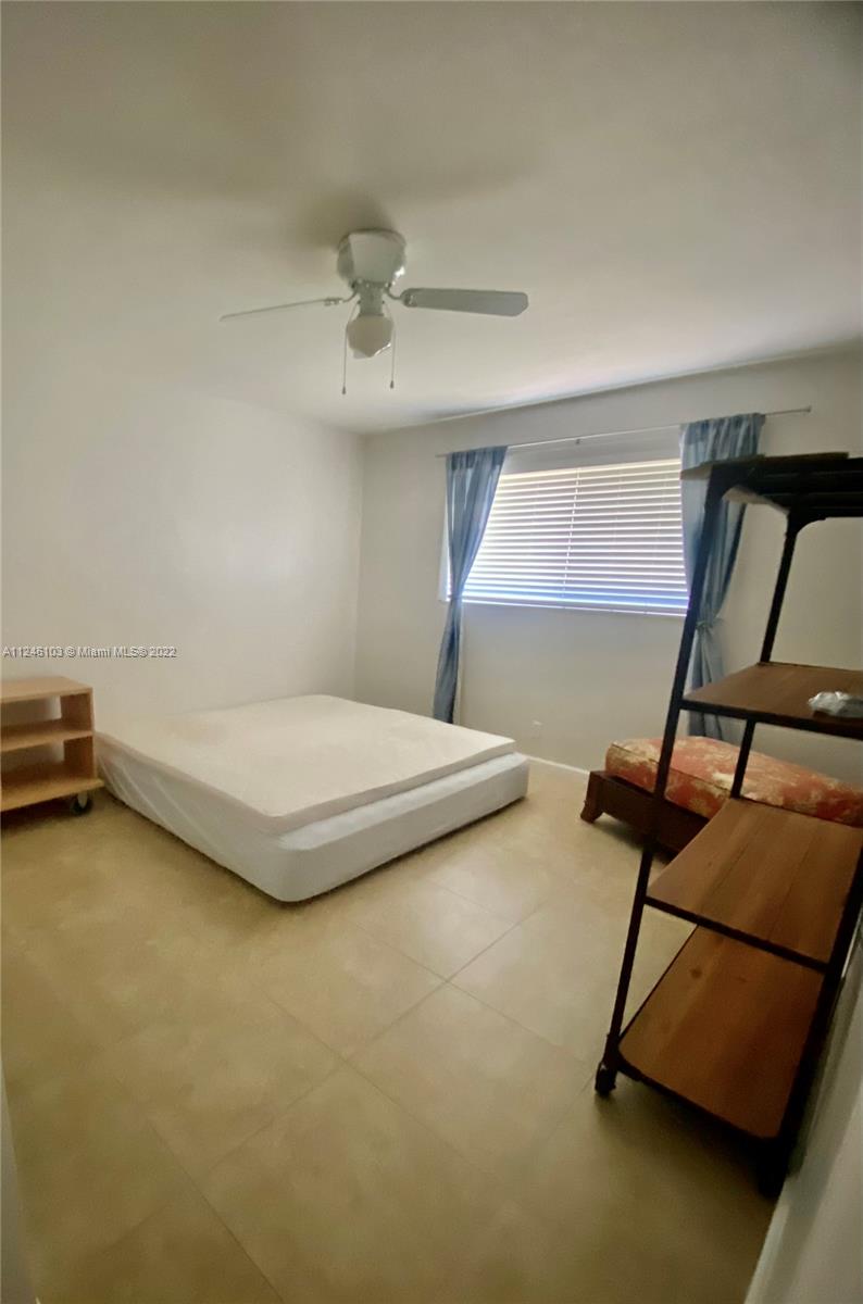 HOLLYWOOD HILLS AMEN PLAT - Residential