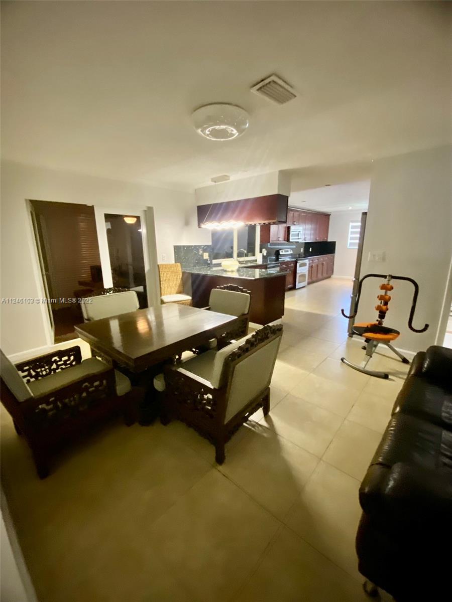 HOLLYWOOD HILLS AMEN PLAT - Residential