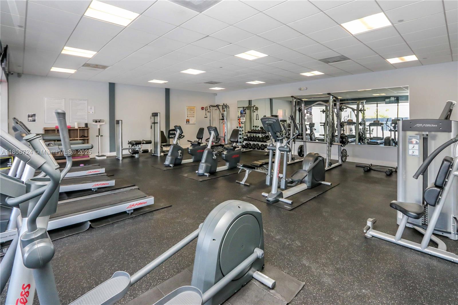 AVENTURA ELDORADO CONDO - Residential