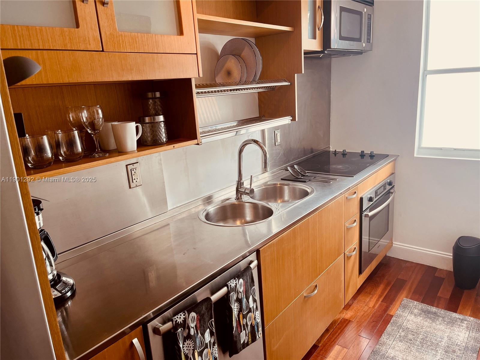 RETREAT CONDO - Residential Lease