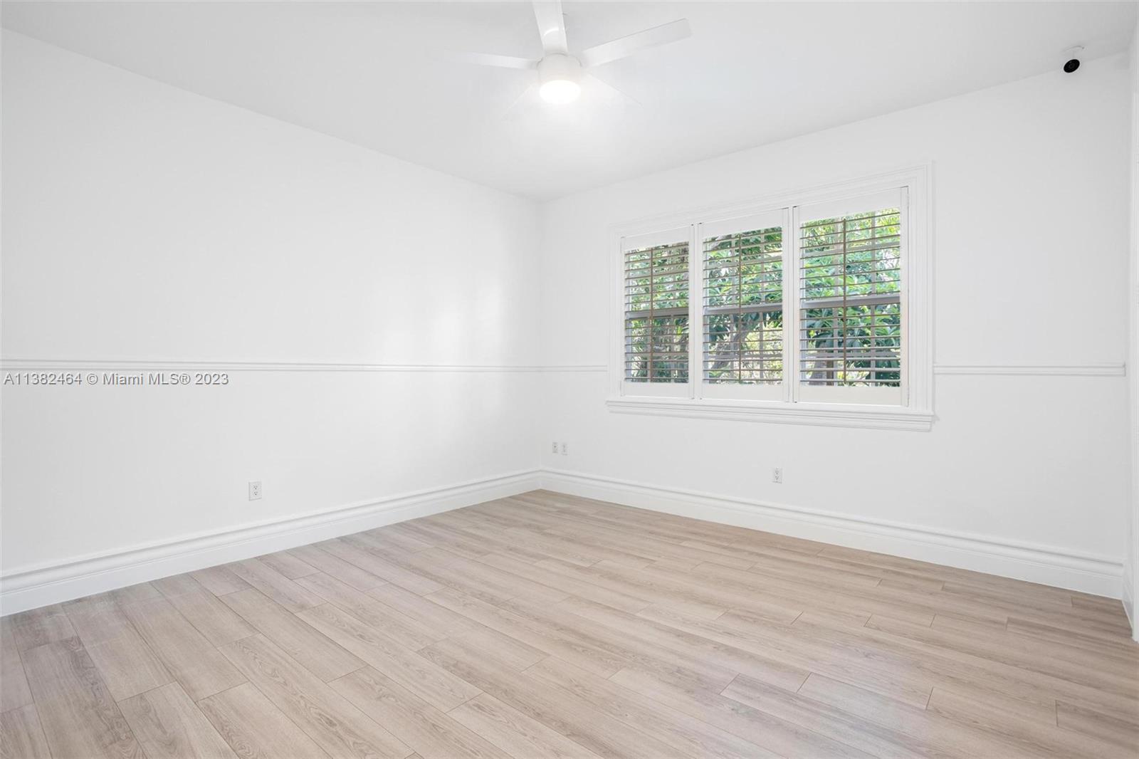 HELMS COUNTRY ESTATES RE- - Residential