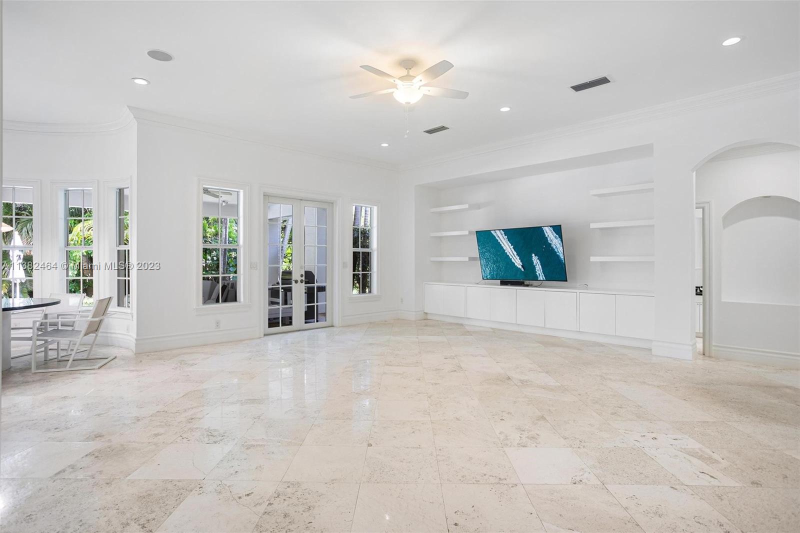 HELMS COUNTRY ESTATES RE- - Residential