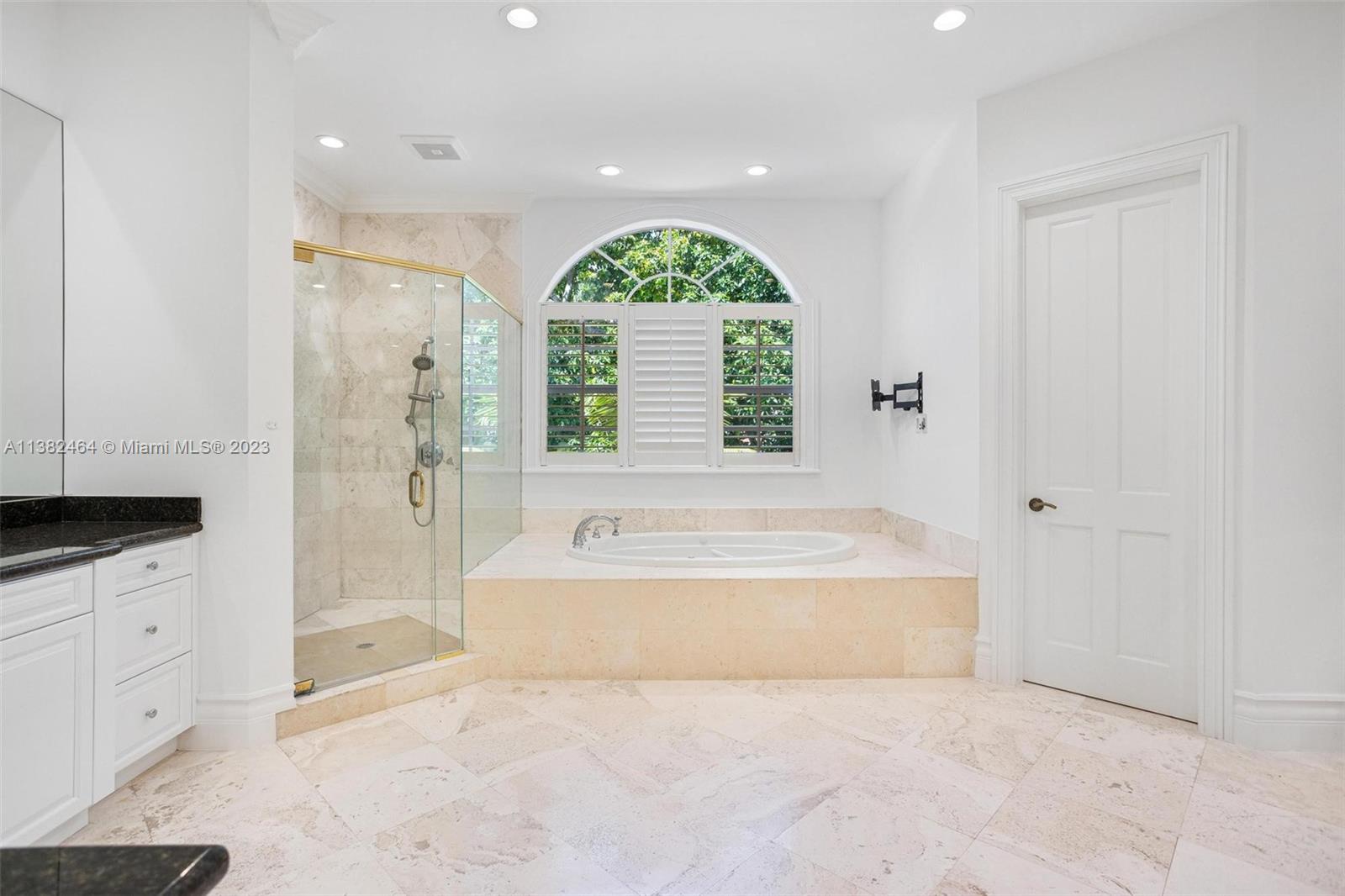 HELMS COUNTRY ESTATES RE- - Residential