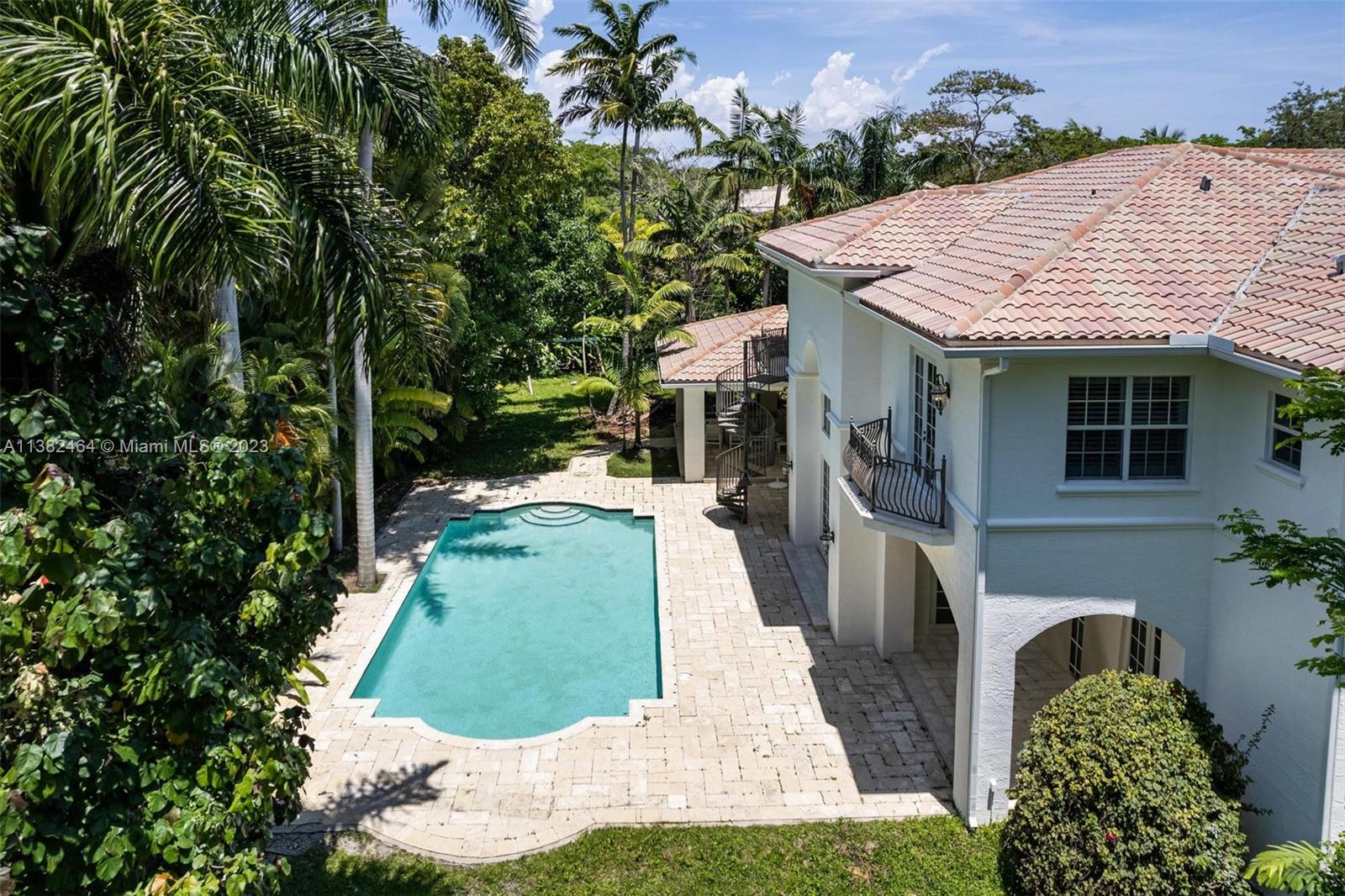 HELMS COUNTRY ESTATES RE- - Residential