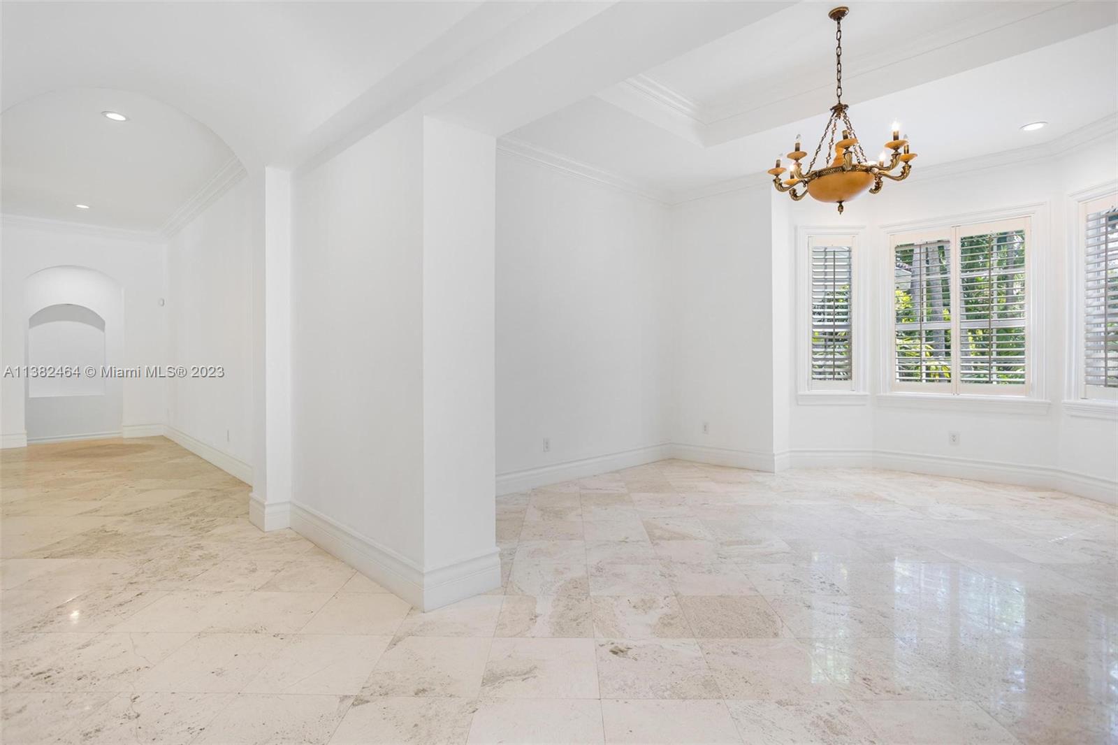 HELMS COUNTRY ESTATES RE- - Residential