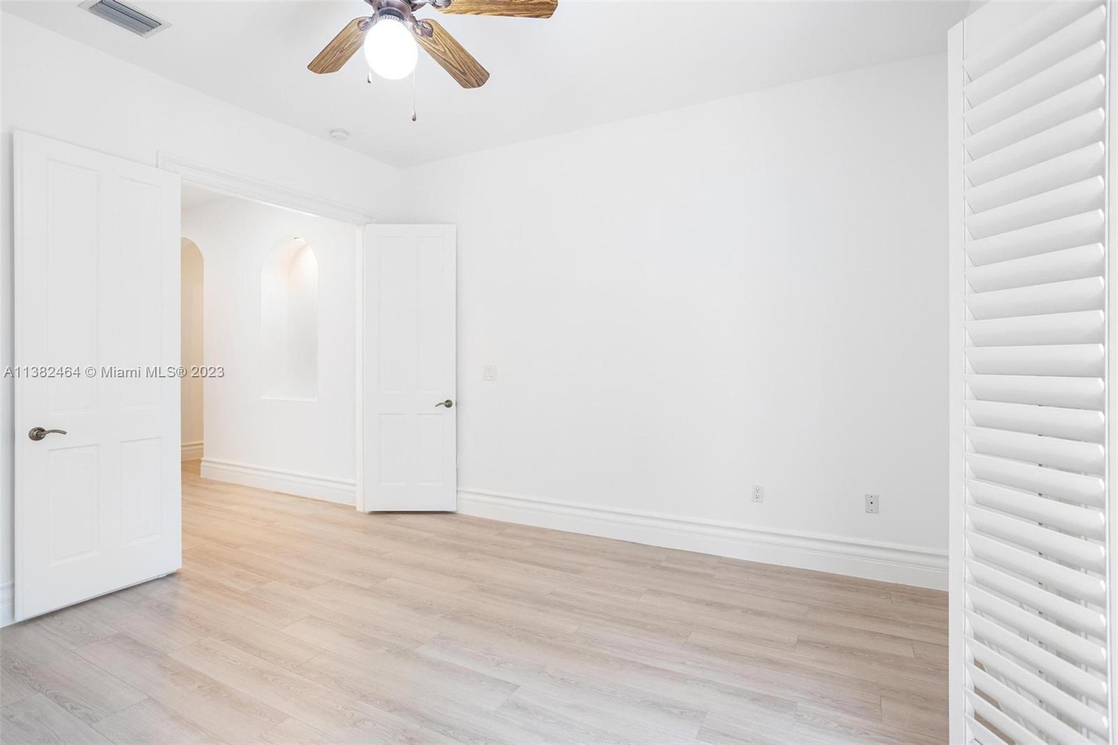 HELMS COUNTRY ESTATES RE- - Residential