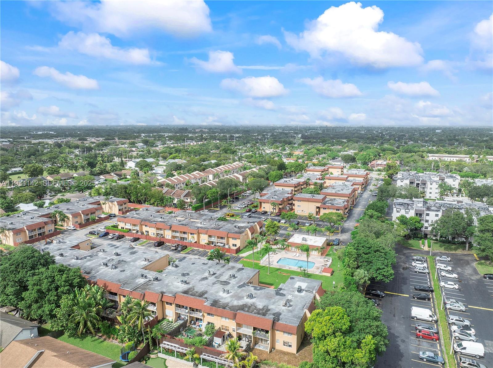 PUERTA DEL SOL CONDO - Residential