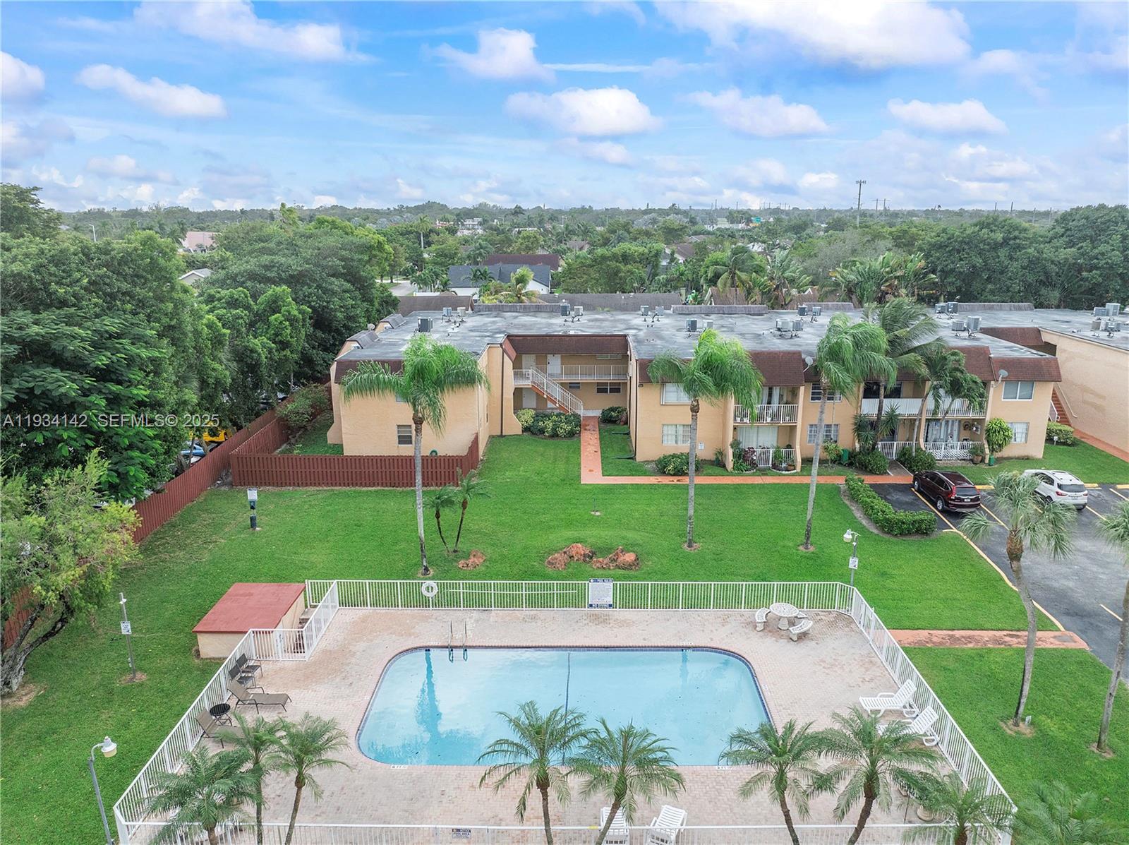 PUERTA DEL SOL CONDO - Residential