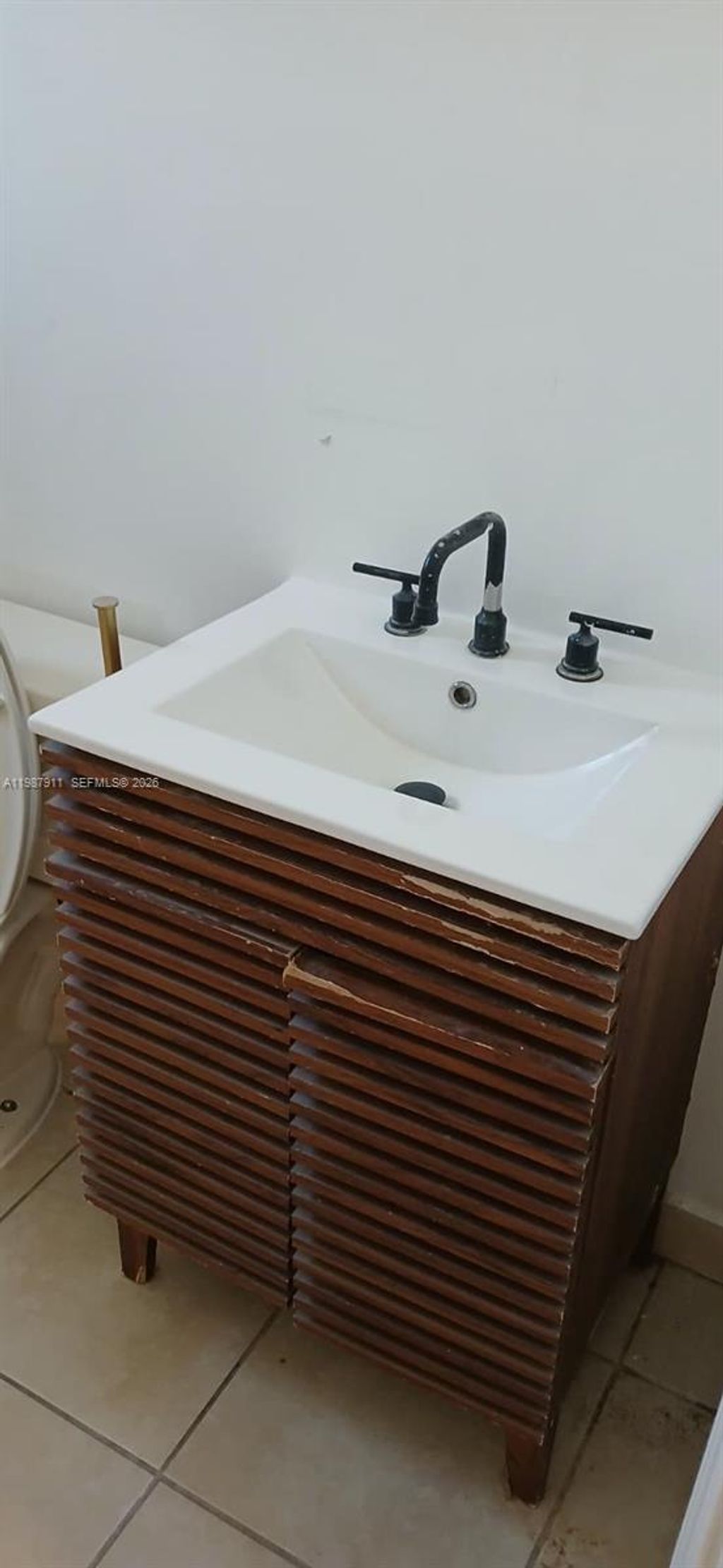 Photo of 518 NW 10th St #1-2, Hallandale Beach, FL 33009 (MLS # A11987911)