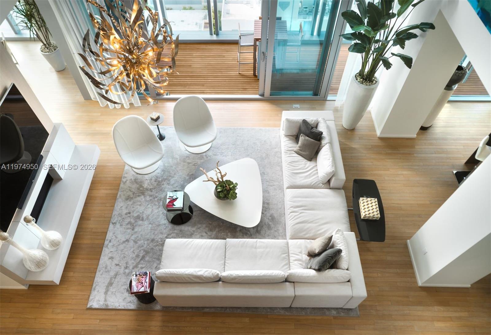 2901 E Collins Ave 1602