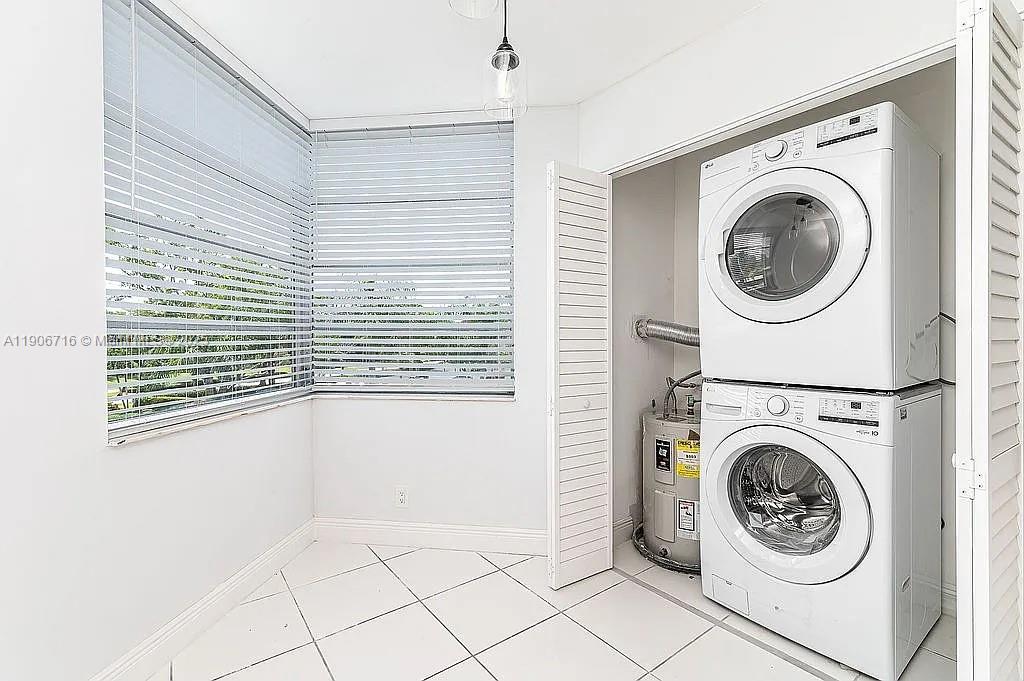 CONDO 4 OF SABAL PALM CON - Residential