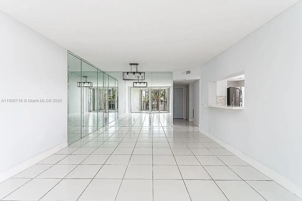 CONDO 4 OF SABAL PALM CON - Residential