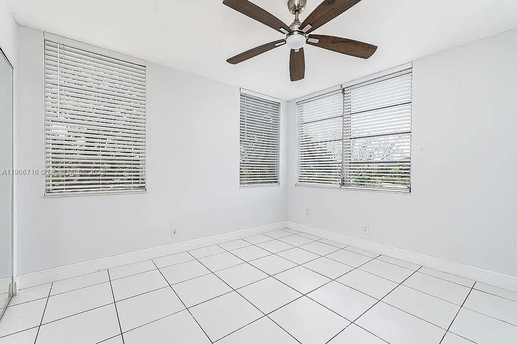 CONDO 4 OF SABAL PALM CON - Residential