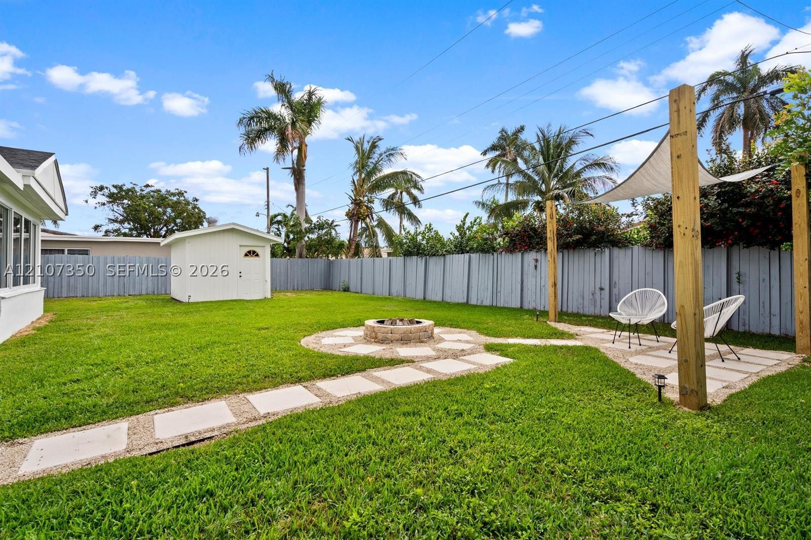 912 SE 16th Pl