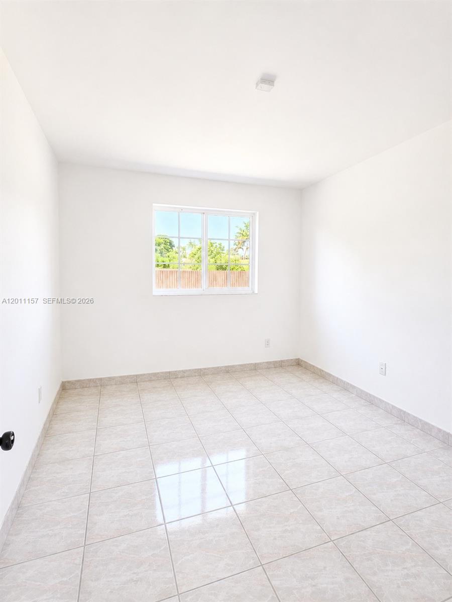 KENDALE LAKES SEC FIVE - Residential