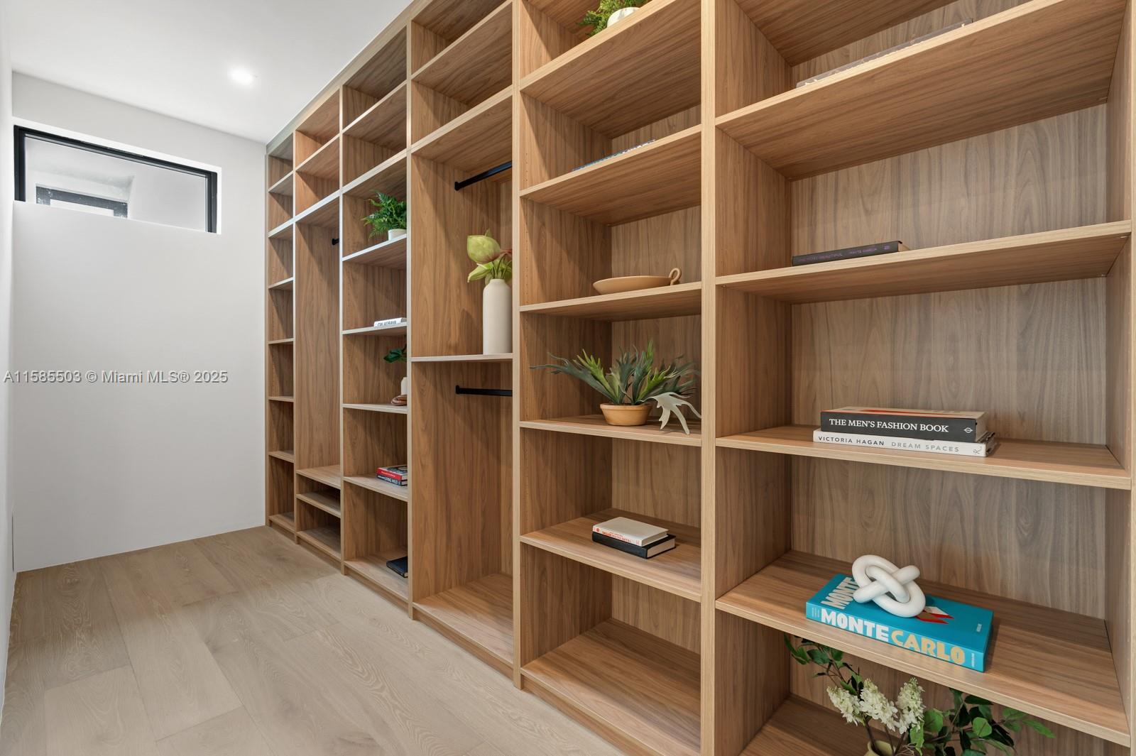 DI LIDO ISLAND - Residential