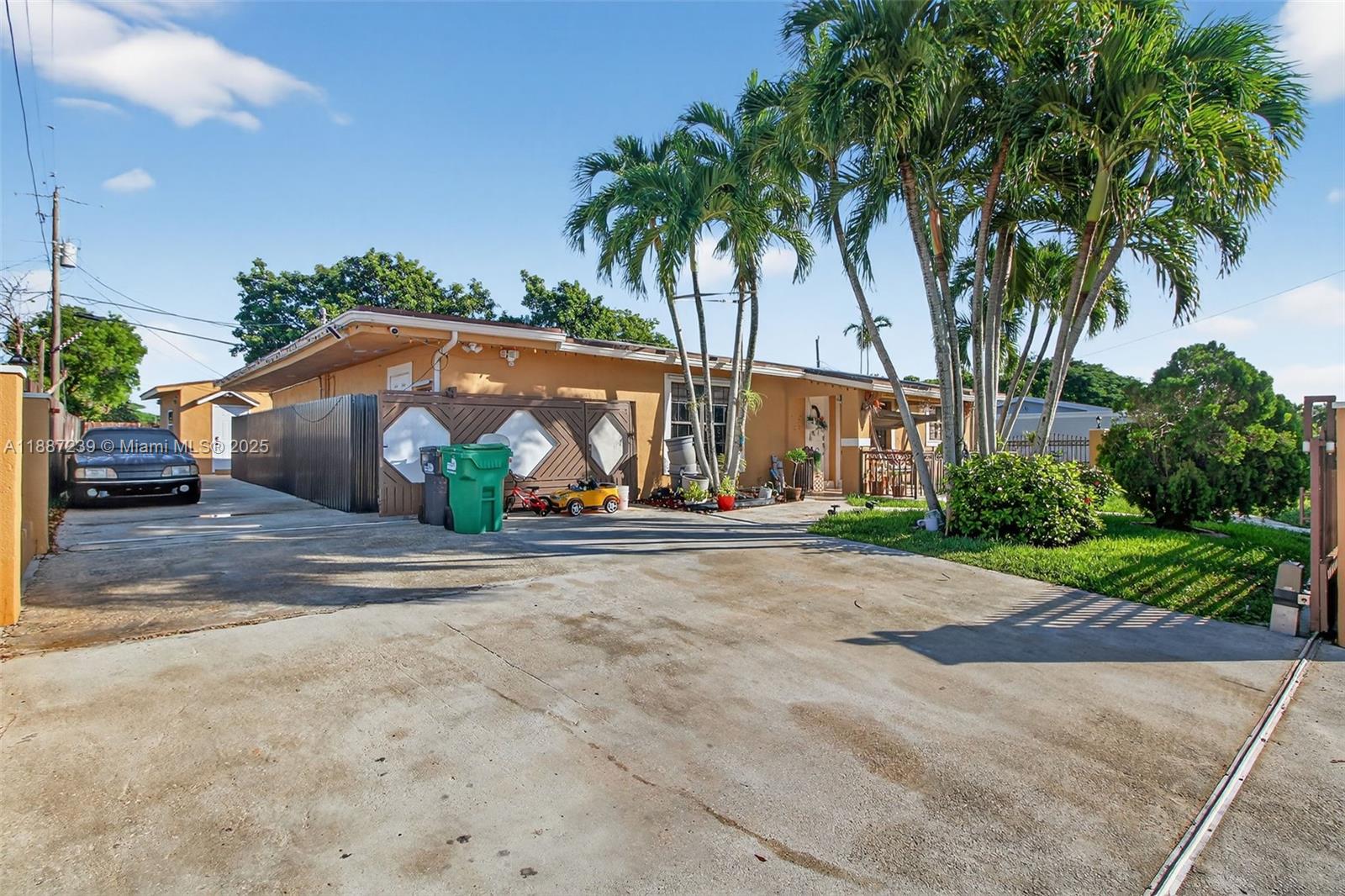 CUTLER RIDGE SEC 3 - Residential