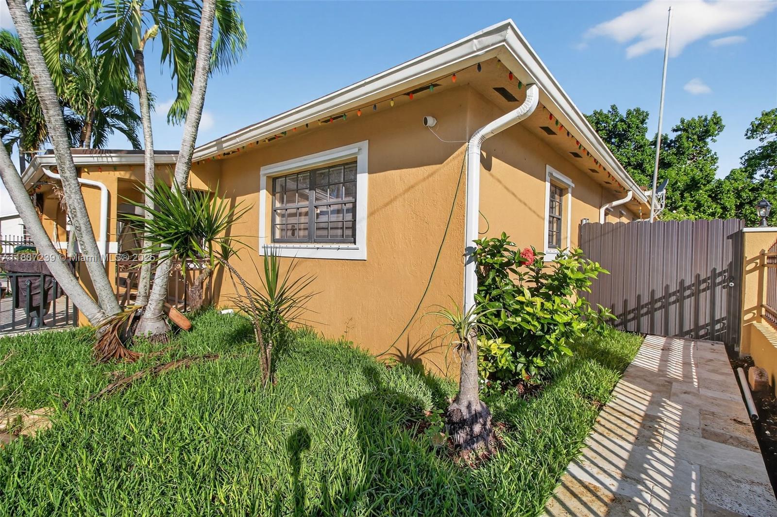 CUTLER RIDGE SEC 3 - Residential