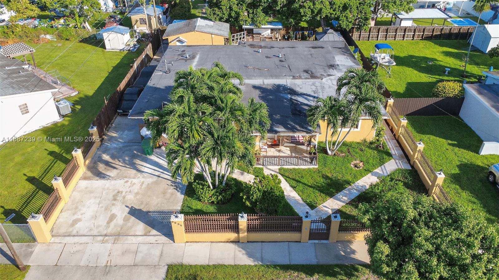 CUTLER RIDGE SEC 3 - Residential