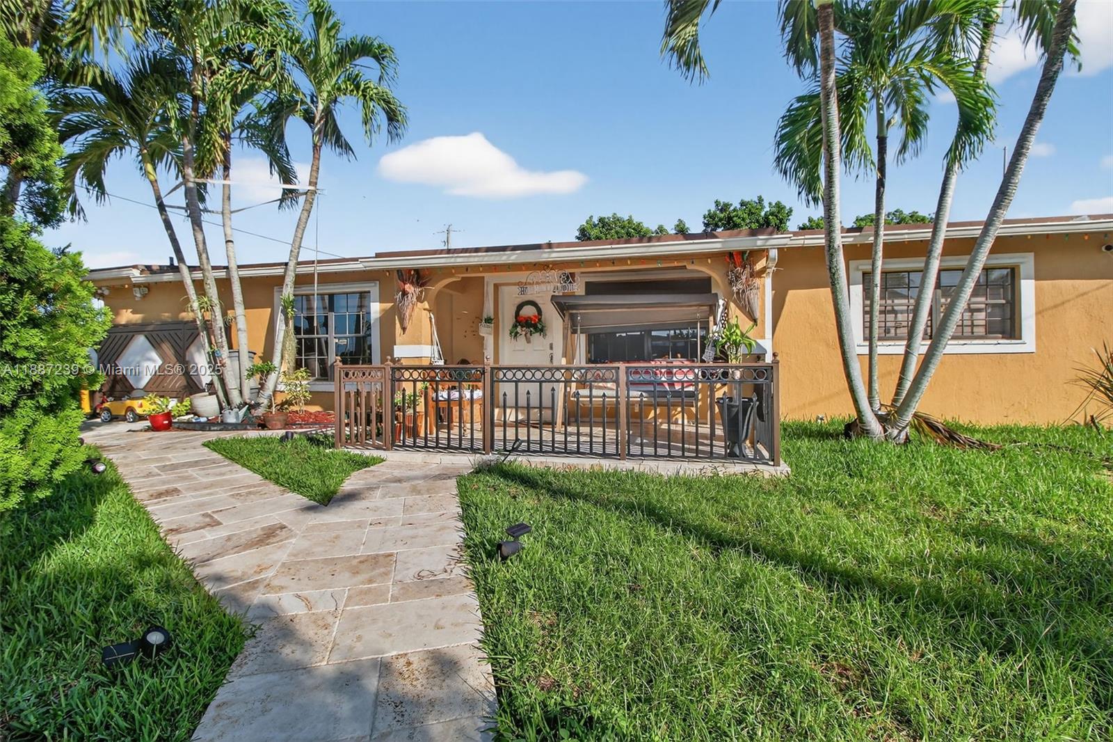 CUTLER RIDGE SEC 3 - Residential