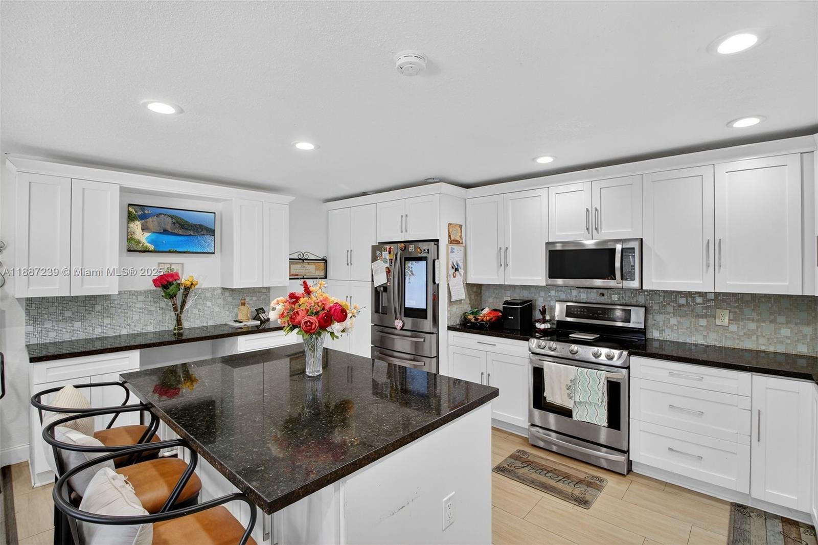 CUTLER RIDGE SEC 3 - Residential