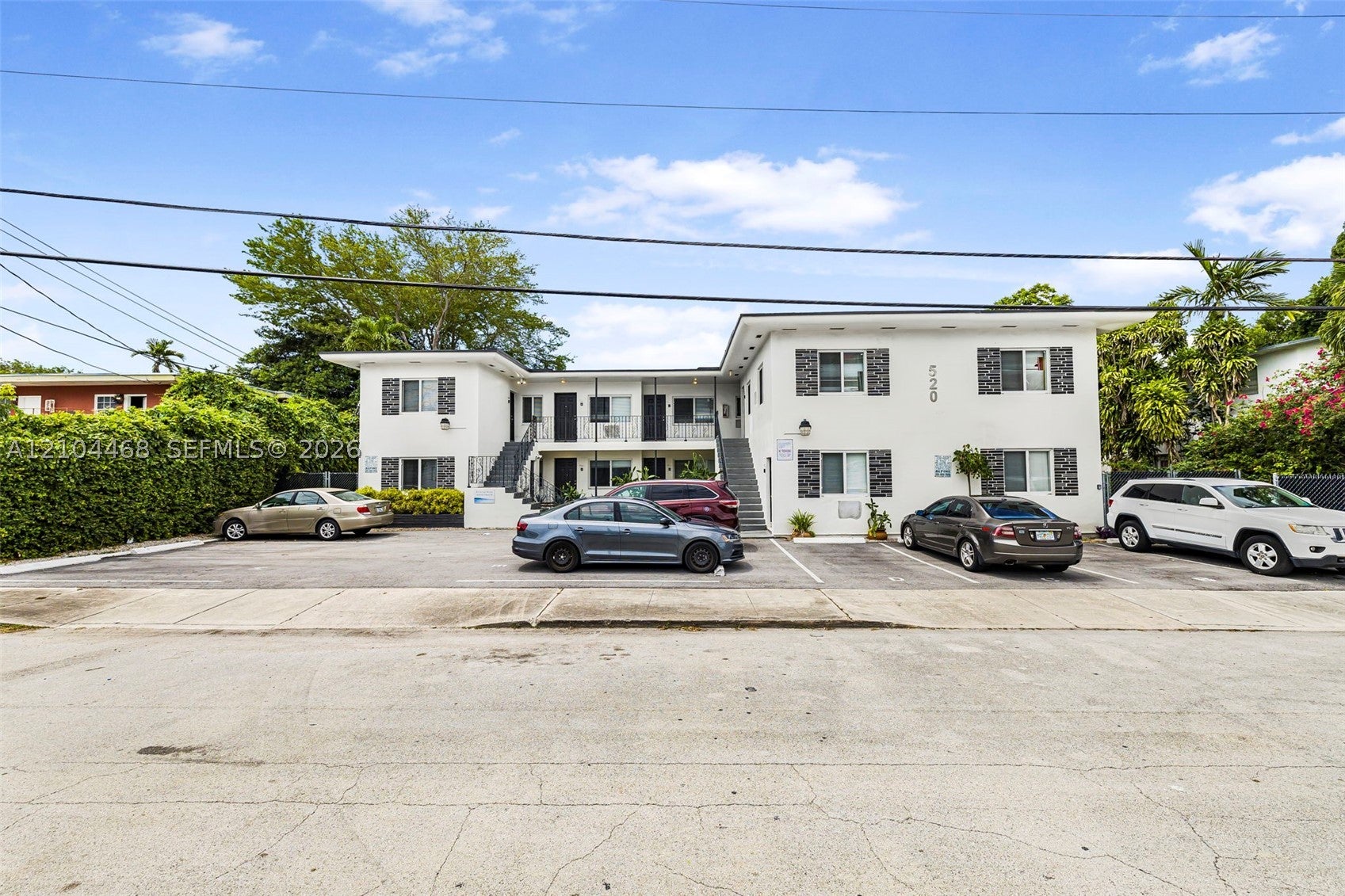 520 NE 82nd Ter 9