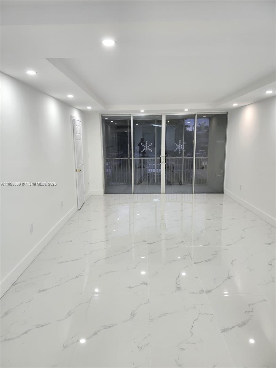 JADE WINDS GROUP - - Residential Lease