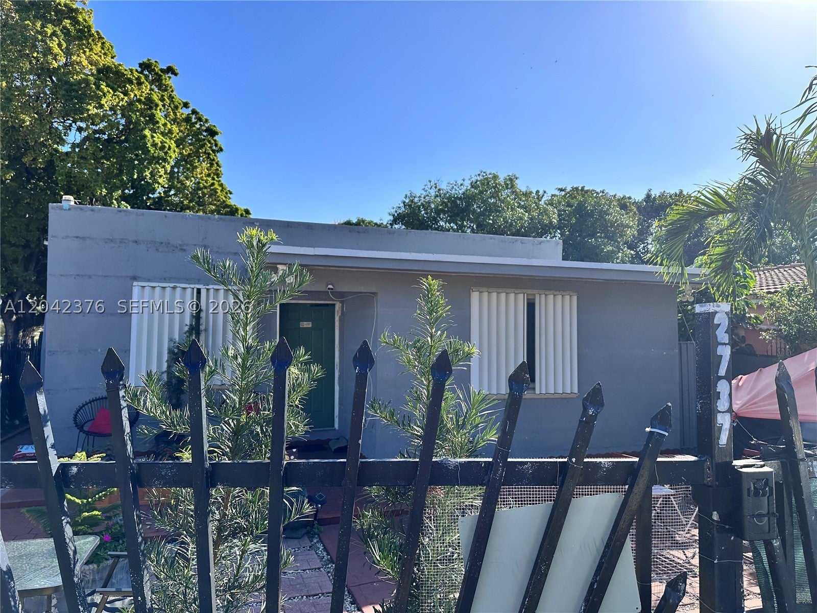 2737 NW 13th Ave