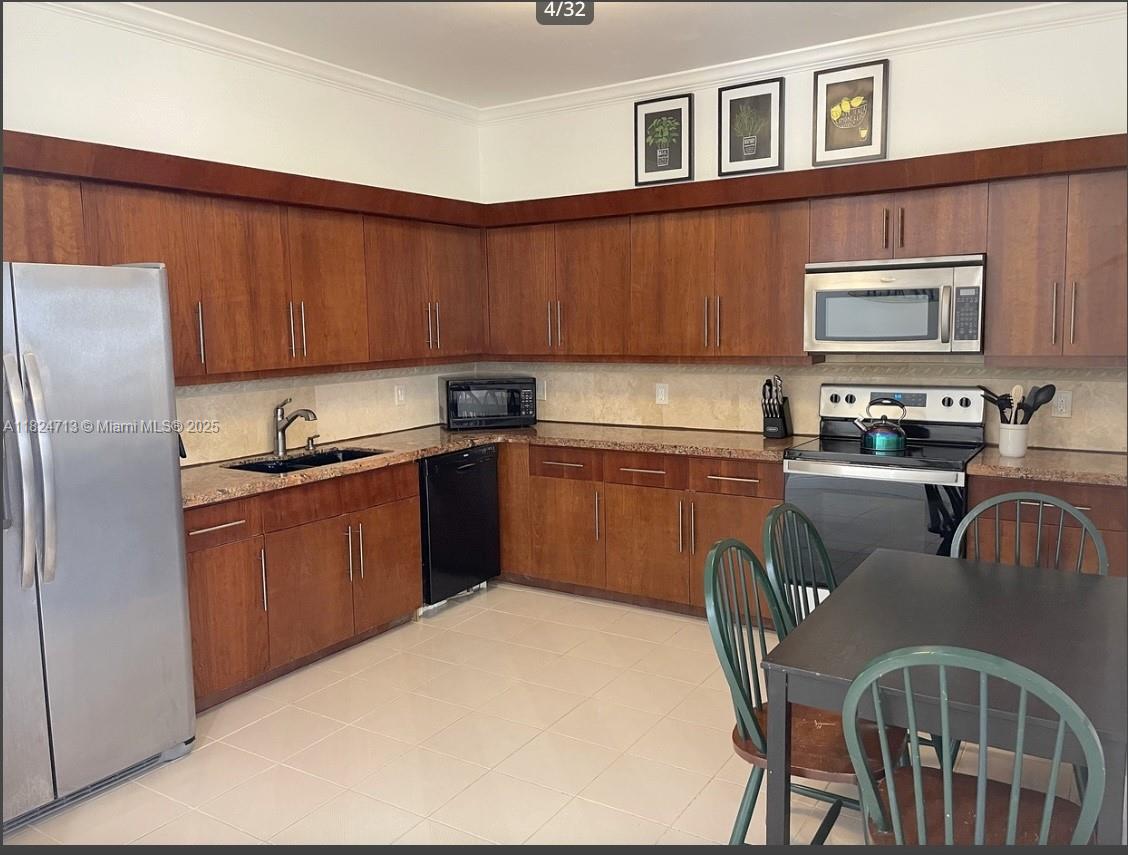 WINDWOOD SEAS CONDO - Residential