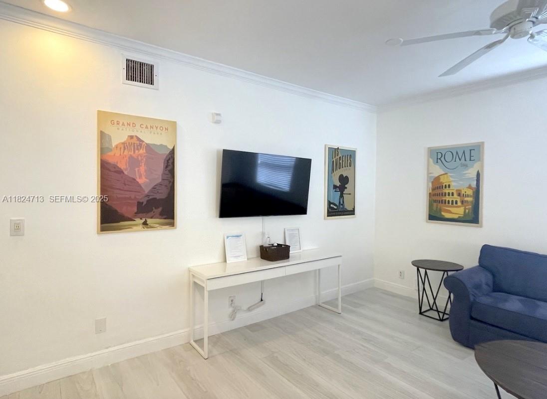 WINDWOOD SEAS CONDO - Residential