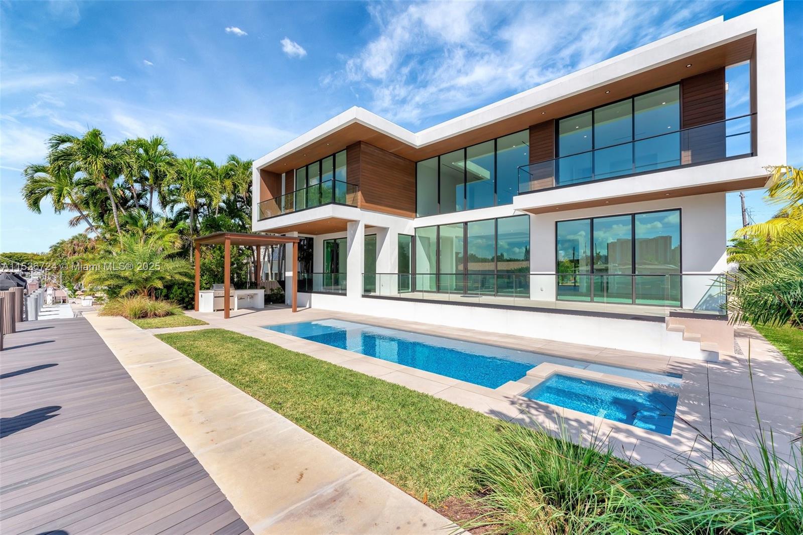 SANS SOUCI ESTATES - Residential