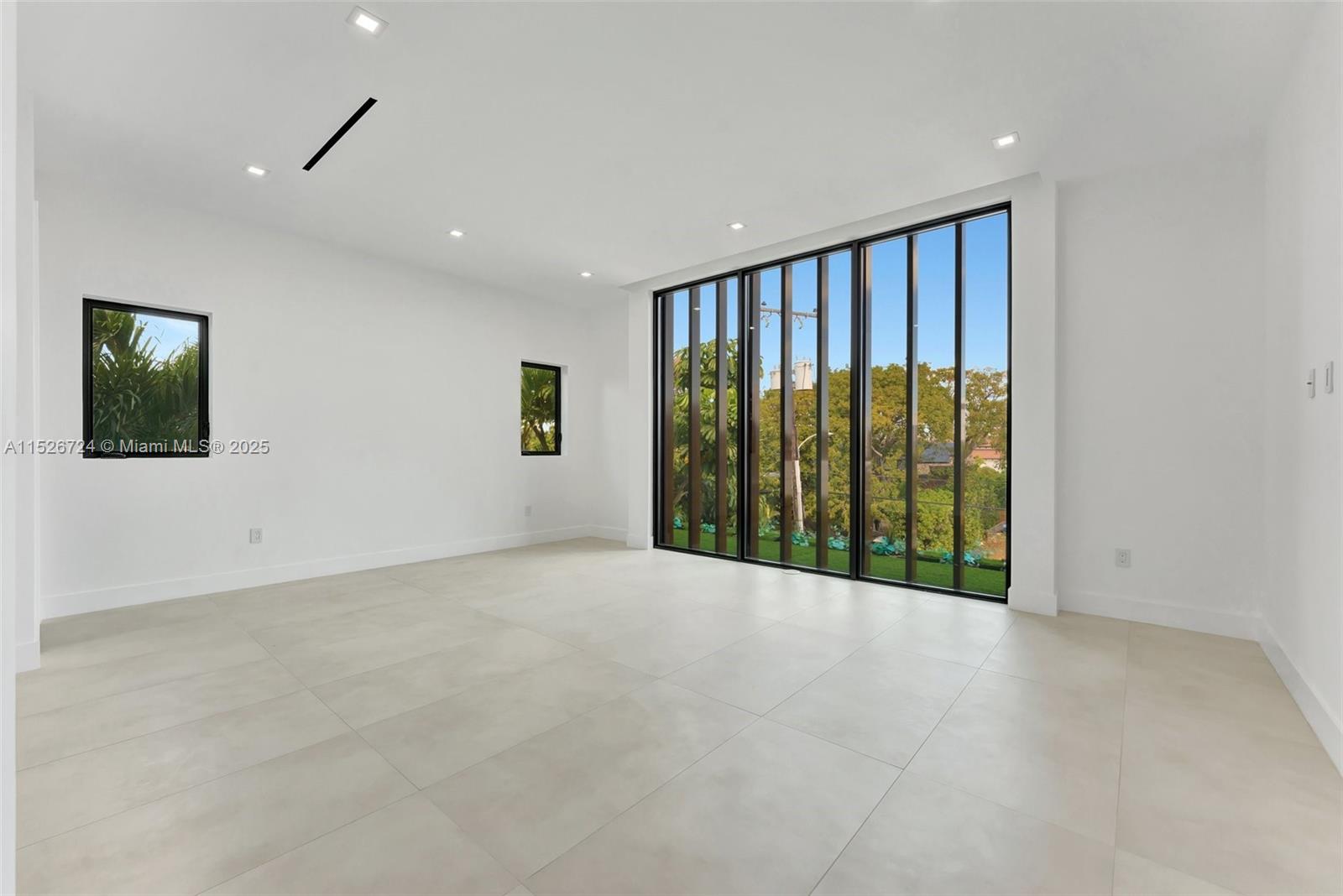 SANS SOUCI ESTATES - Residential