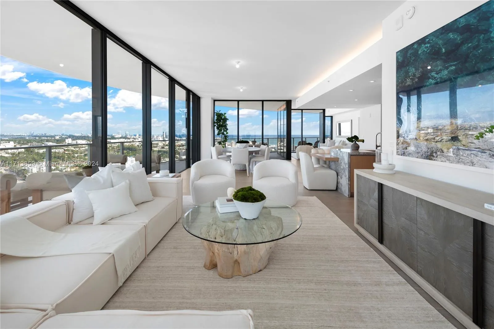 Miami Beach, Florida 33139, United States, 4 Bedrooms Bedrooms, ,5 BathroomsBathrooms,Residential,Active,24425