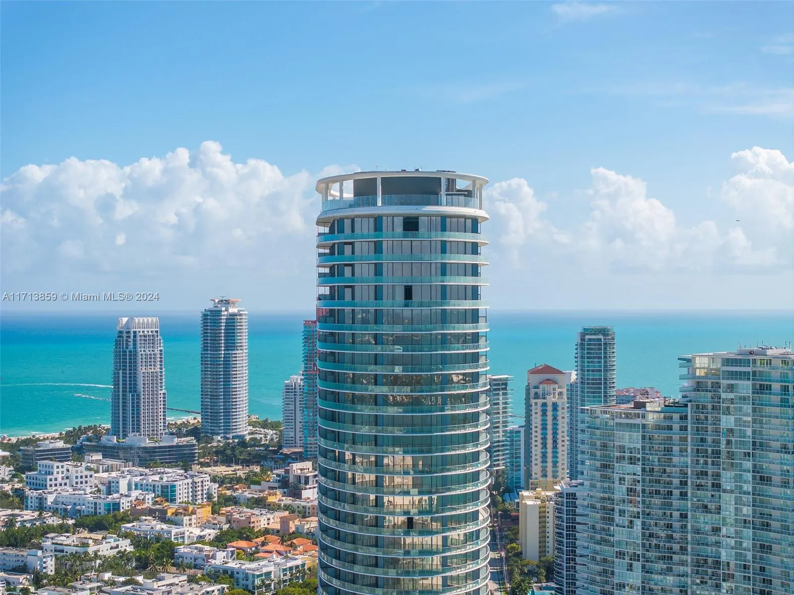 Miami Beach, Florida 33139, United States, 4 Bedrooms Bedrooms, ,5 BathroomsBathrooms,Residential,Active,24425